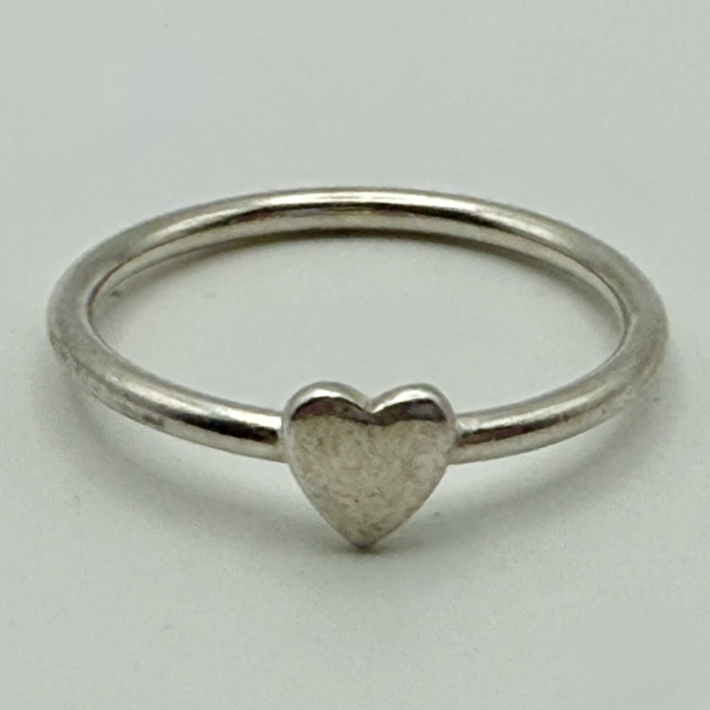 925 Silver Simplistic Minimalist Heart Ring Size 6